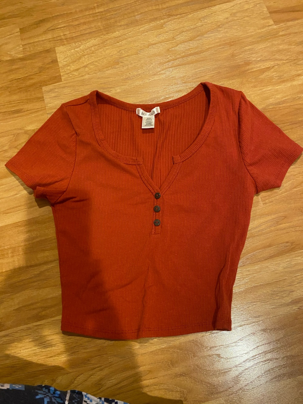 Bozzolo Rust Short-Sleeve Ribbed Henley Top